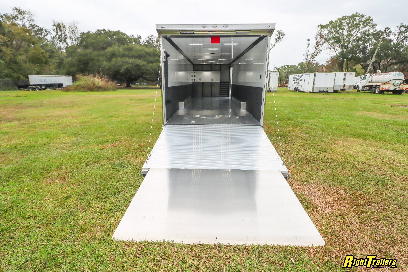 New 2025 inTech Trailers 8.5x34 Race Trailer