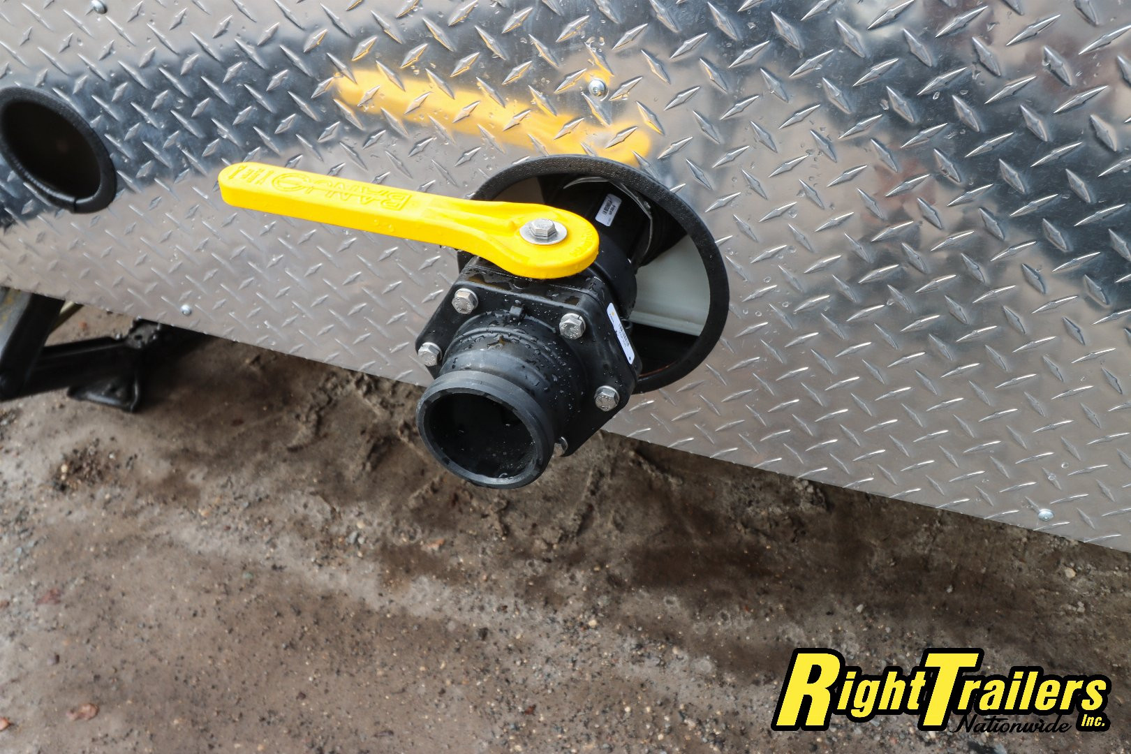 New 2025 3 Station Restroom Trailer