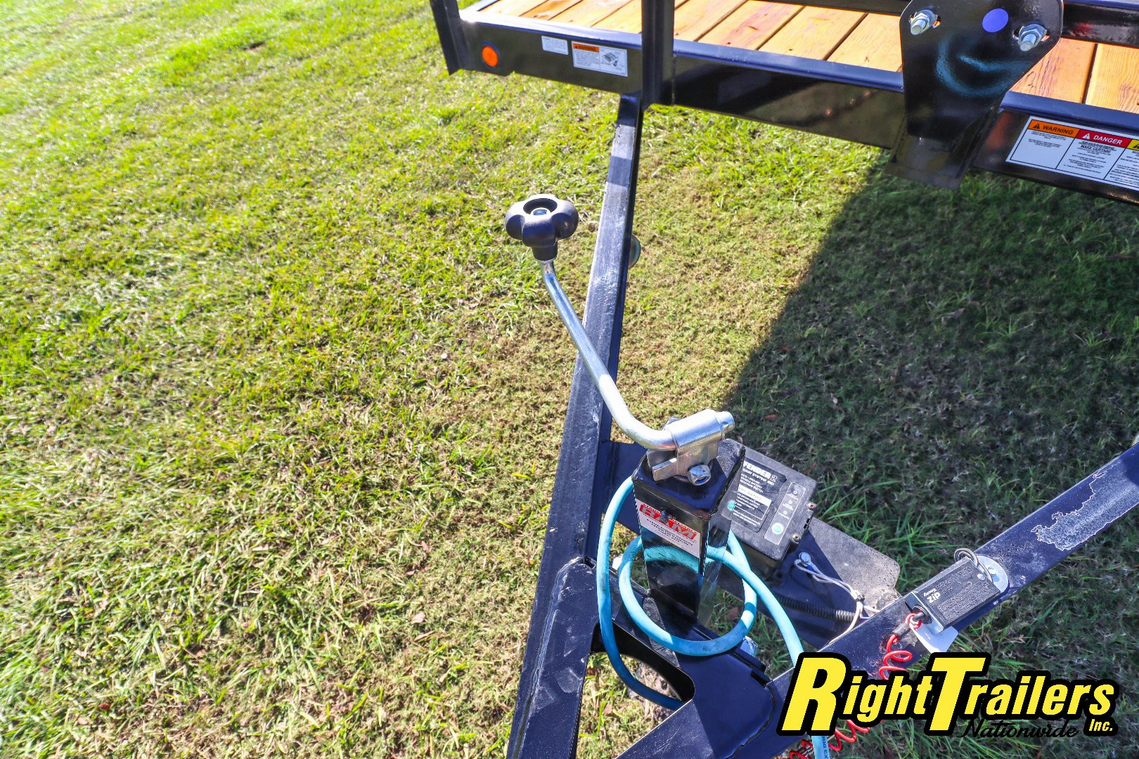 New 2025 8.5X22 PJ Car Hauler