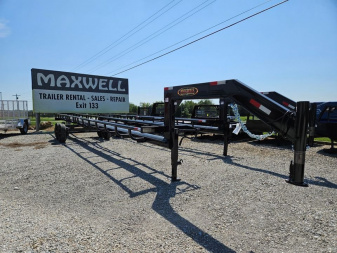 New 2024 Maxwell42' 7-8 BALE HAY TRAILER