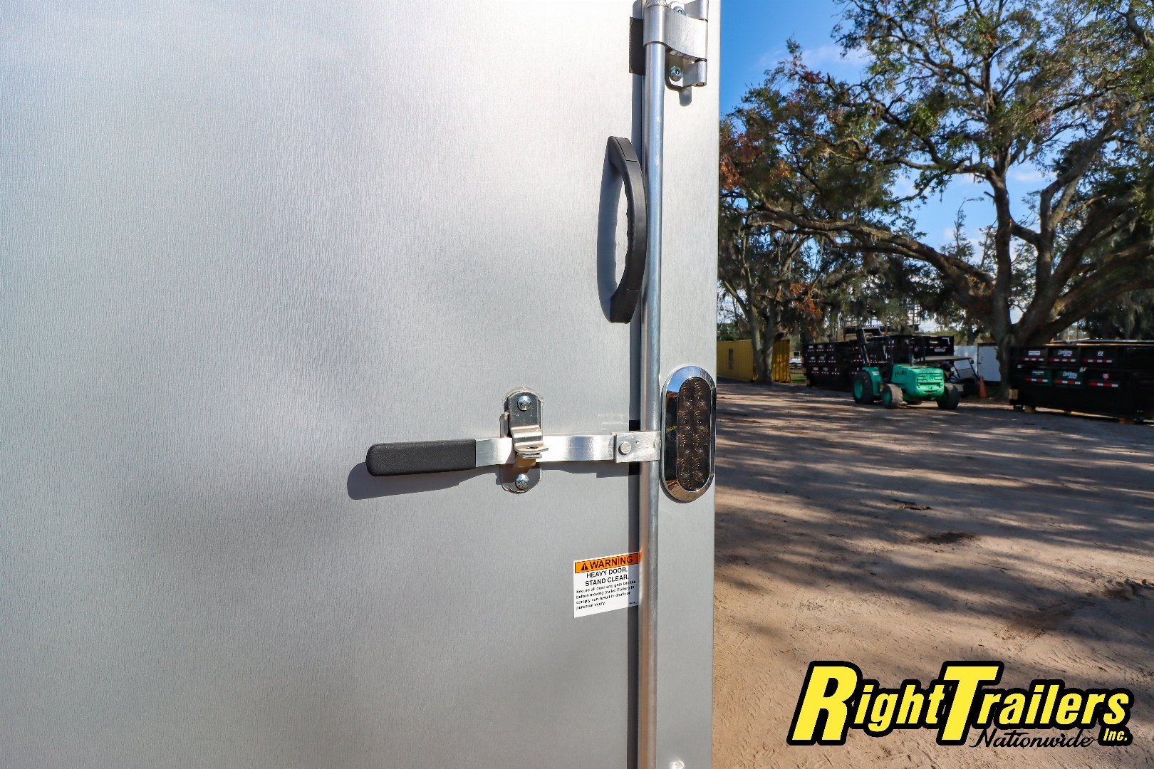New 2025 8.5X24 Continental Cargo Trailer