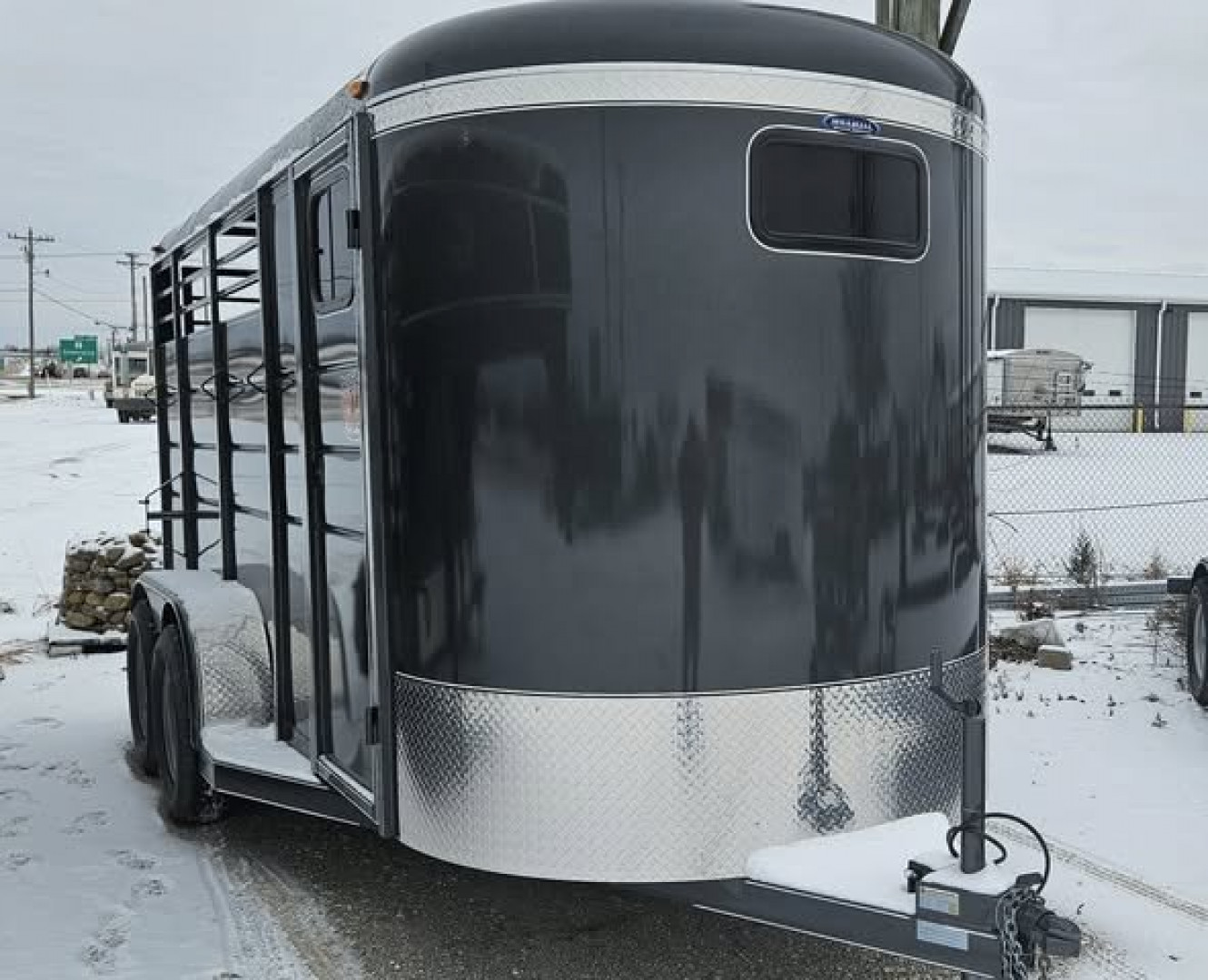 New 2025 Maxwell Brushpopper Slant 3 Horse Trailer