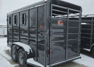 New 2025 Maxwell Brushpopper Slant 3 Horse Trailer