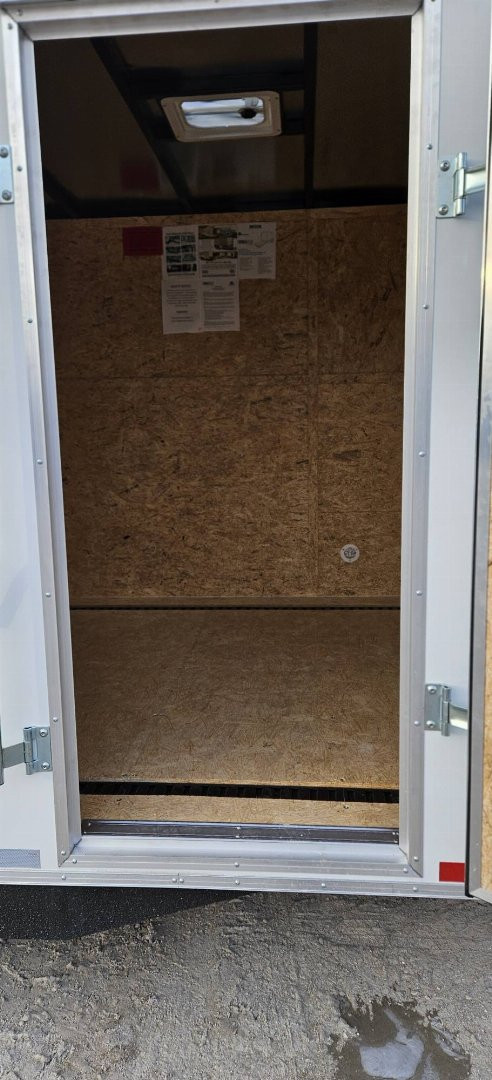 New 2025 Maxwell 24' HD V-Nose Cargo / Enclosed Trailer