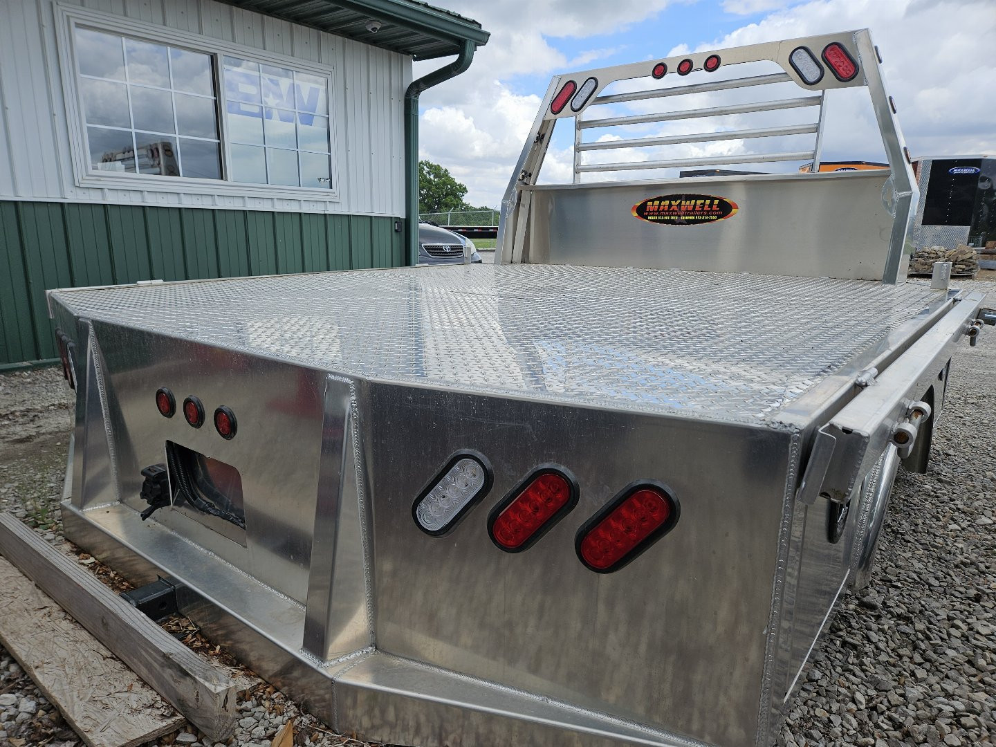 New 2024 Maxwell 96'X8'6"X38" Smooth Aluminum Barron 4 Box Truck Bed