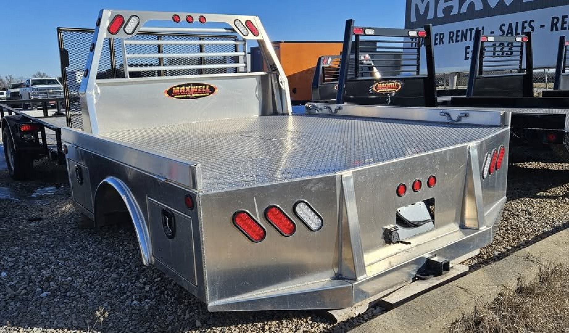 New 2024 Maxwell 96'X8'6"X38" Smooth Aluminum Barron 4 Box Truck Bed