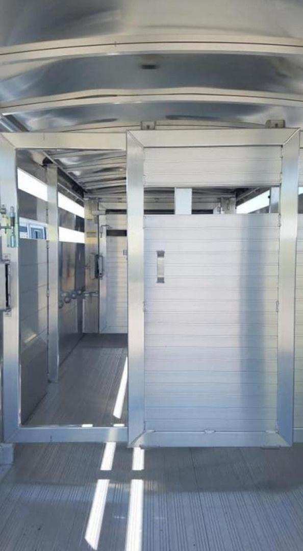 New 2026 Hillsboro Industries Endura Livestock Trailer