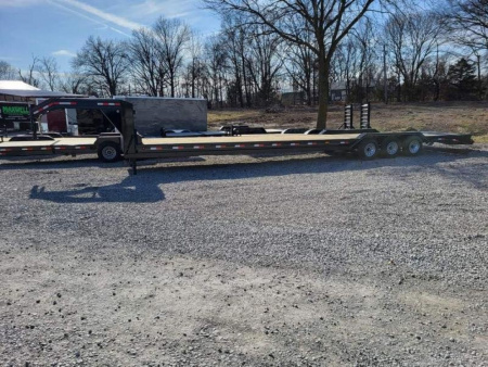 New 2026 Maxwell 40 Ft Car Hauler Special Order Only