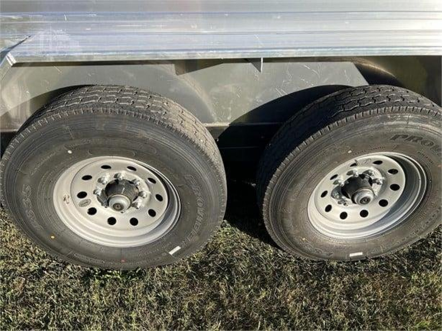 New 2024  Barrett Trailers All Aluminum7.6X24 Stock / Stock Combo Trailer