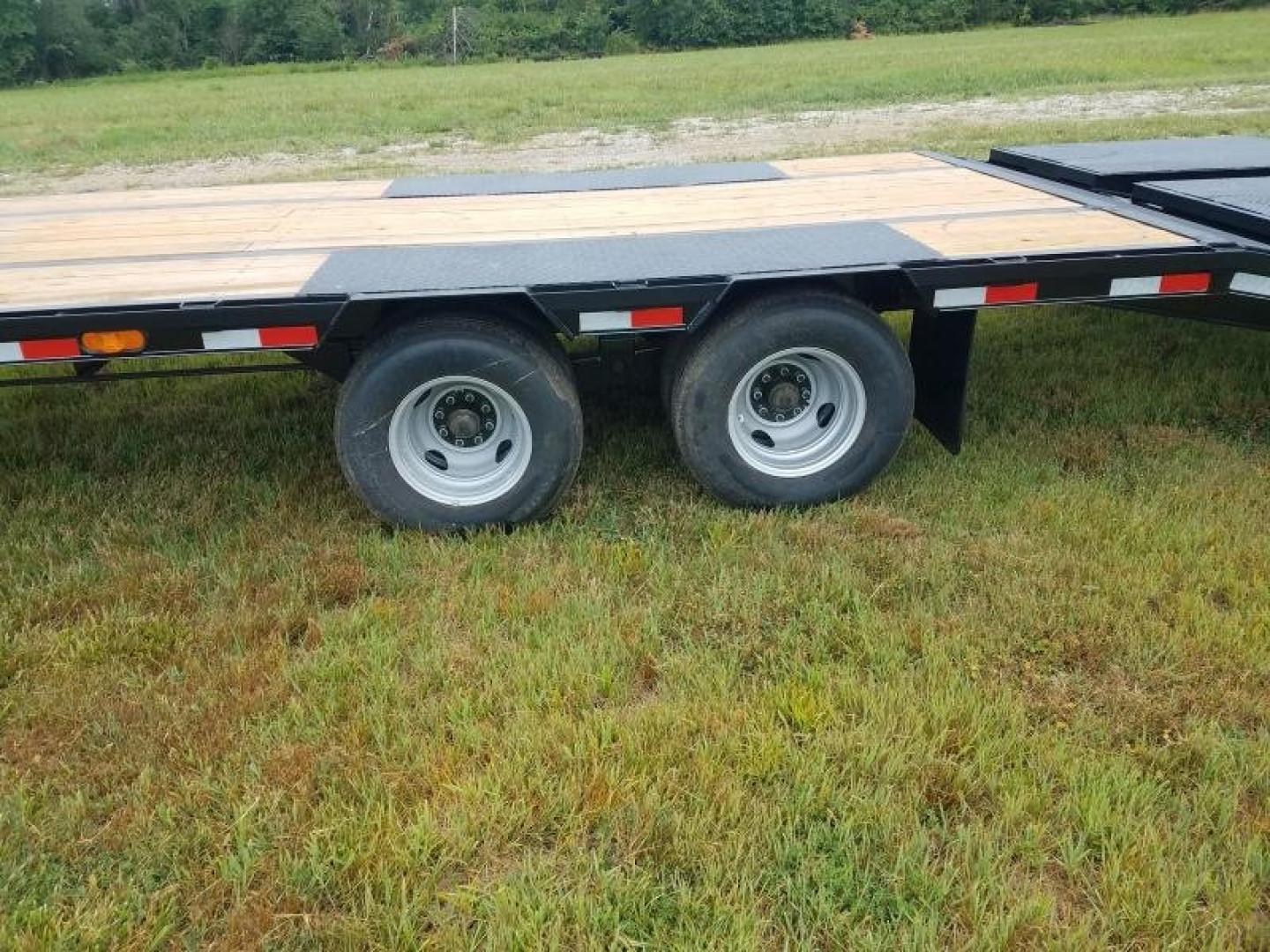 New 2022 Maxwell Tandem Duel 32 Equipment Trailer