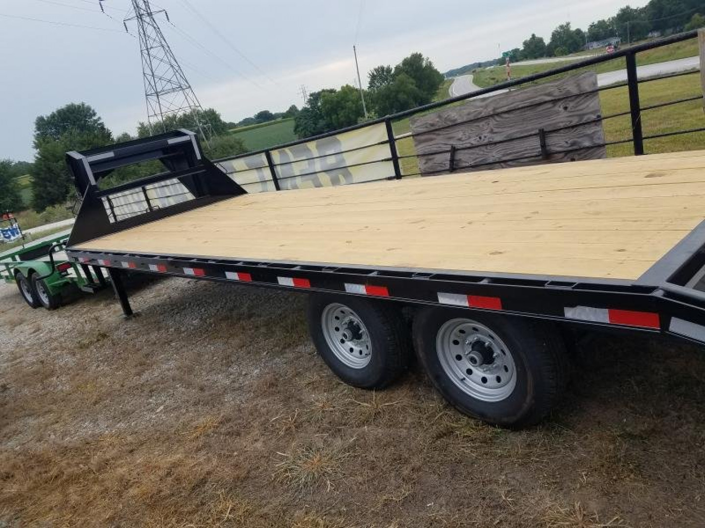 New 2022 Maxwell 102x25 Gooseneck Equipment Trailer