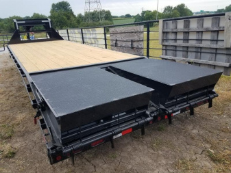 New 2022 Maxwell 102x25 Gooseneck Equipment Trailer