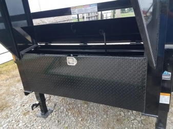 New 2022 Maxwell 102x25 Gooseneck Equipment Trailer