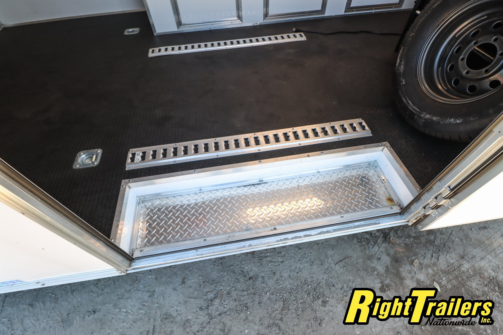 Used 8.5X28 Team Spirit Racing Trailer