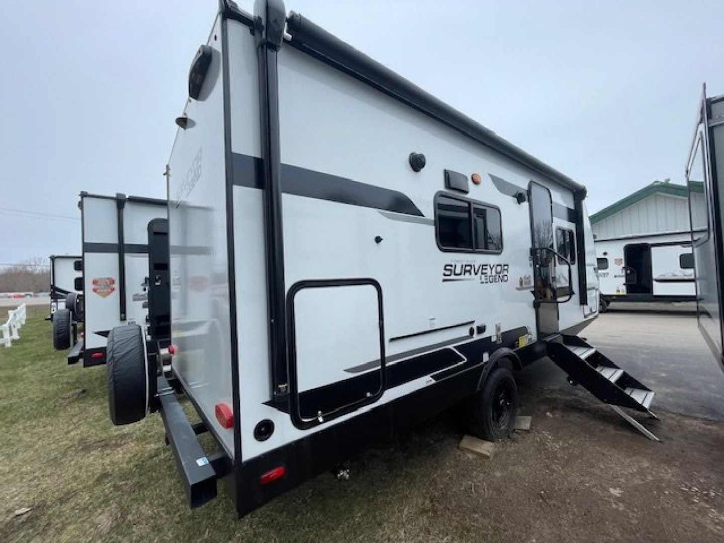 New 2024 Forest River SURVEYOR 19SSLE Travel Trailer