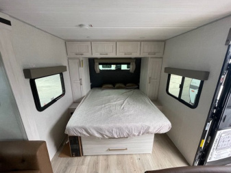 New 2024 Forest River SURVEYOR 19SSLE Travel Trailer