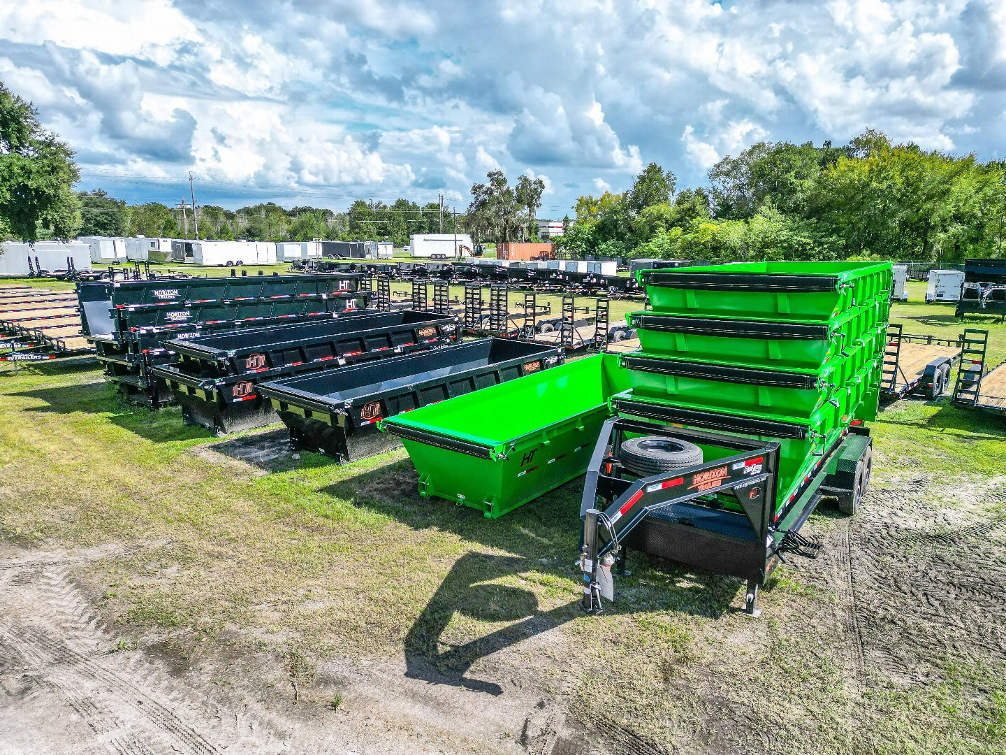 New 7x20 Horizon Gooseneck Roll Off & 7 BINS