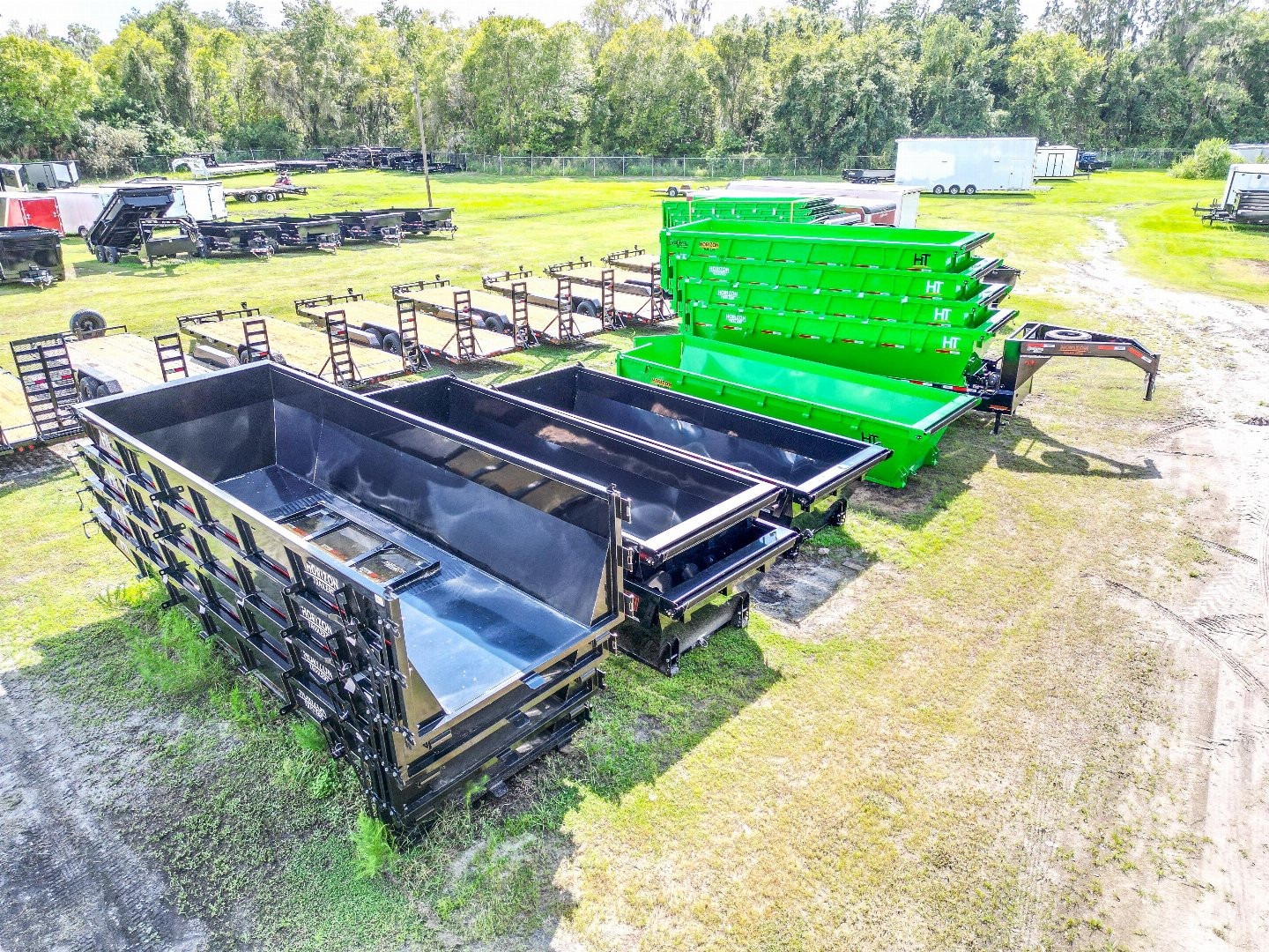 New 7x20 Horizon Gooseneck Roll Off & 7 BINS