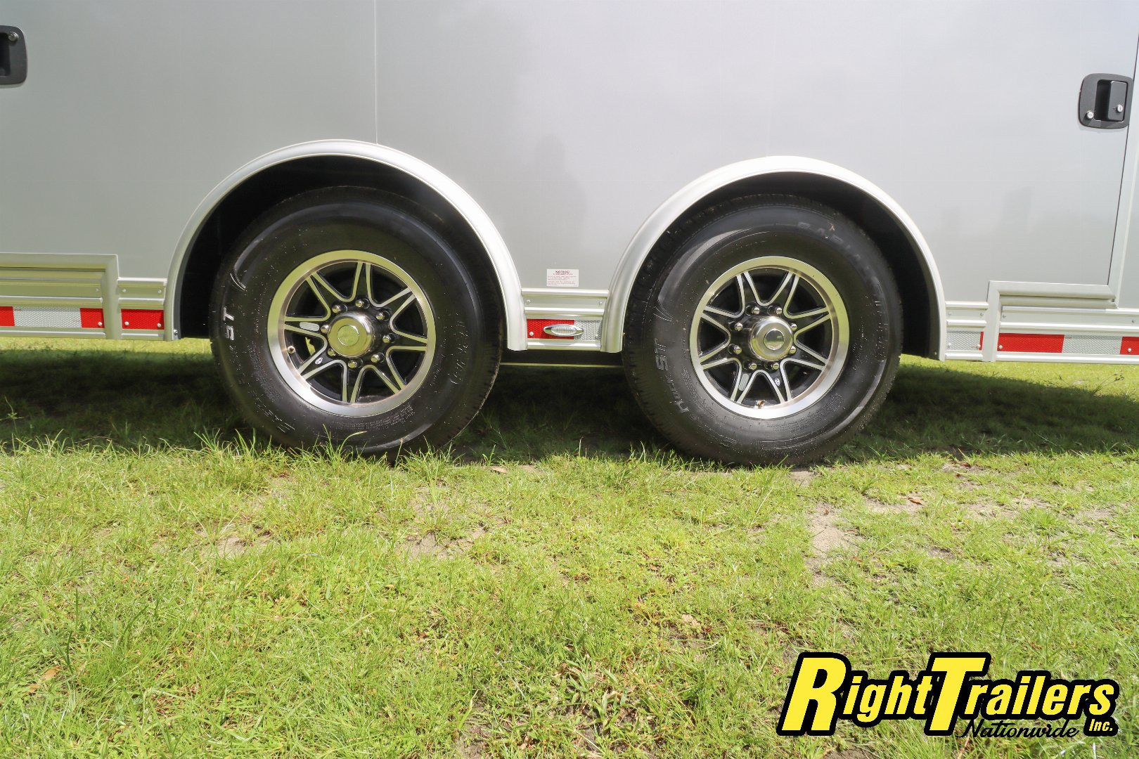 New 8.5X24 inTech Race Trailer