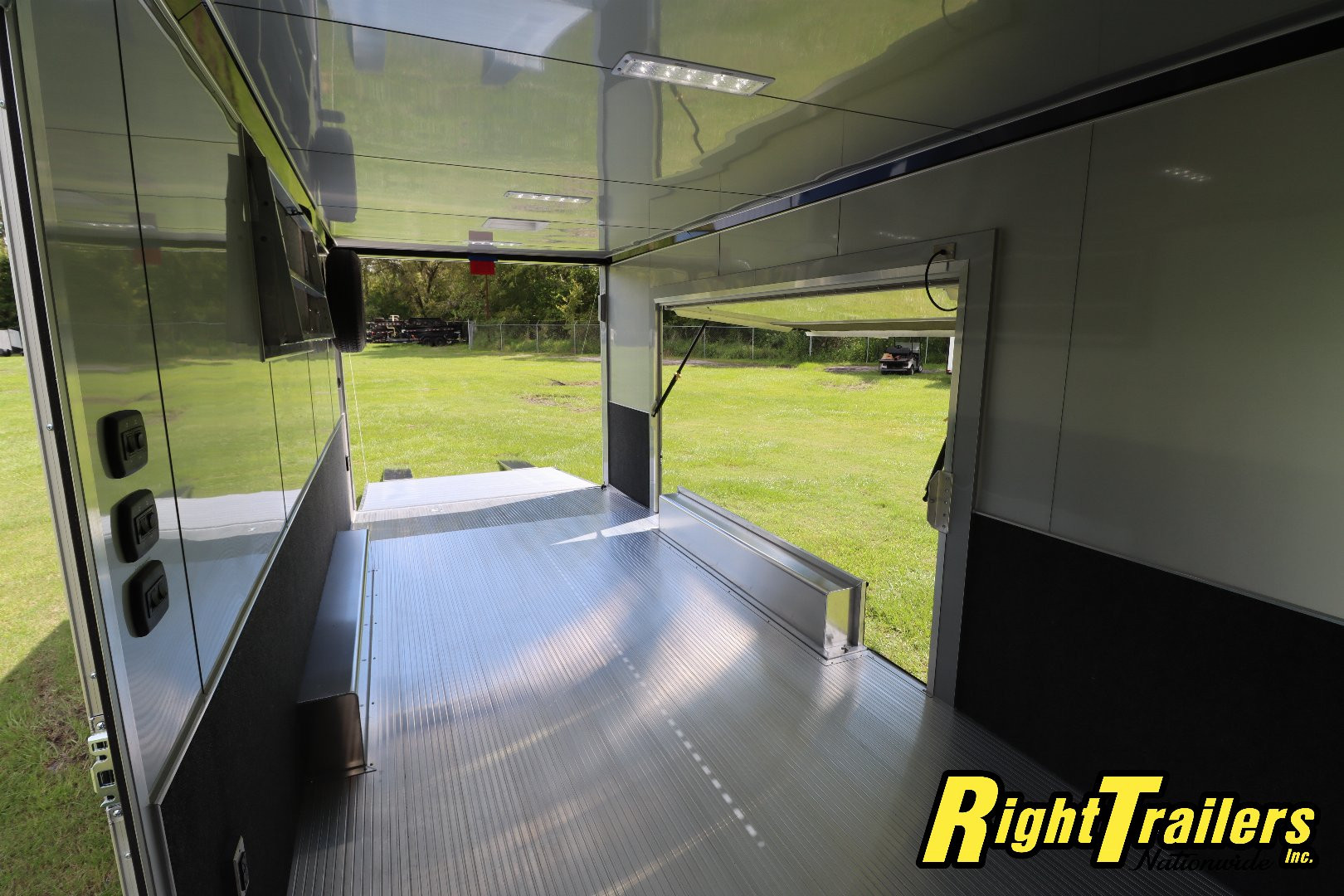 New 8.5X24 inTech Race Trailer