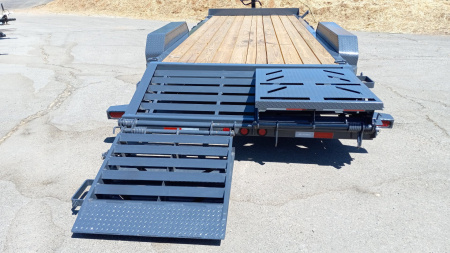 New 2025 IRON BULL EWB8320-MR Equipment Trailer