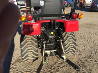 New 2024 MAHINDRA eMax 20S HST Tractor