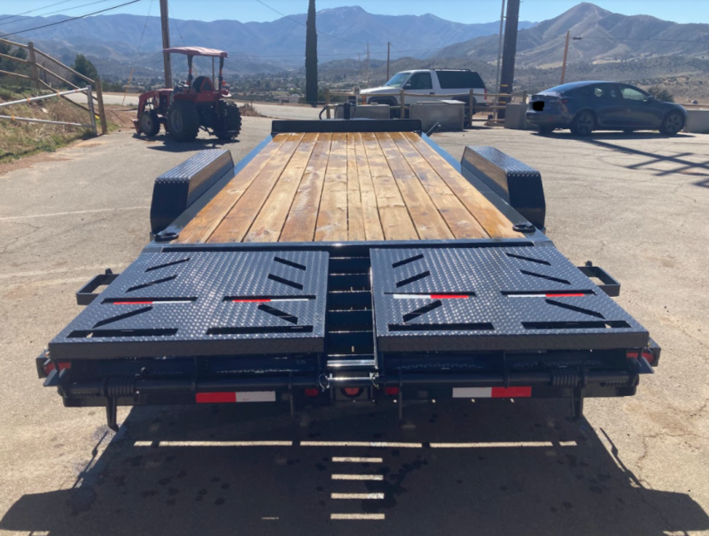 New 2025 Iron Bull EWB8318-MR Equipment Trailer