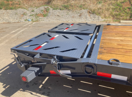 New 2025 Iron Bull EWB8318-MR Equipment Trailer