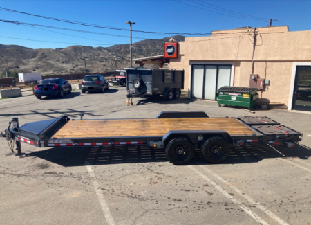 New 2025 Iron Bull EWB8318-MR Equipment Trailer