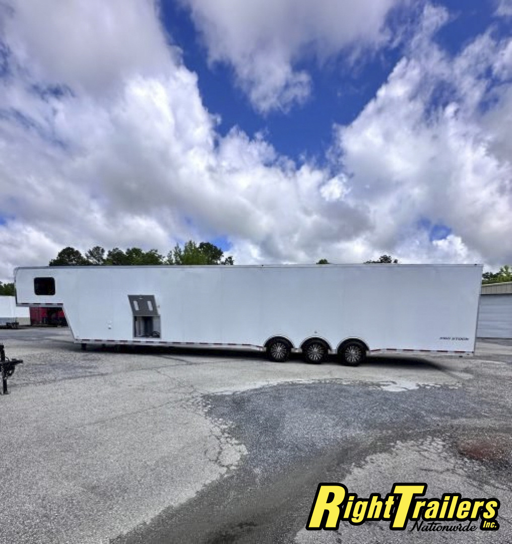 New 2025 Vintage Trailers 8.5x48 Race Trailer with Bathroom