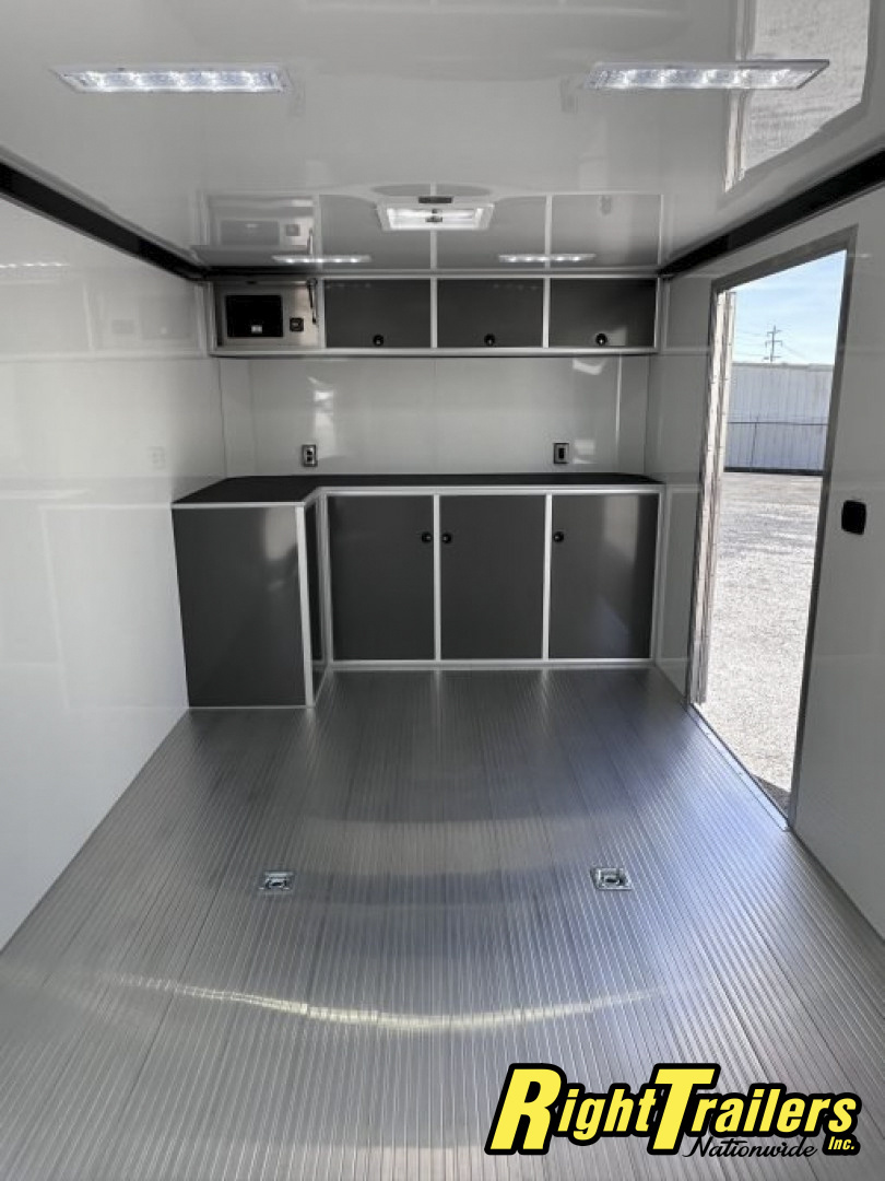 Enclosed Cargo Trailer photo 9