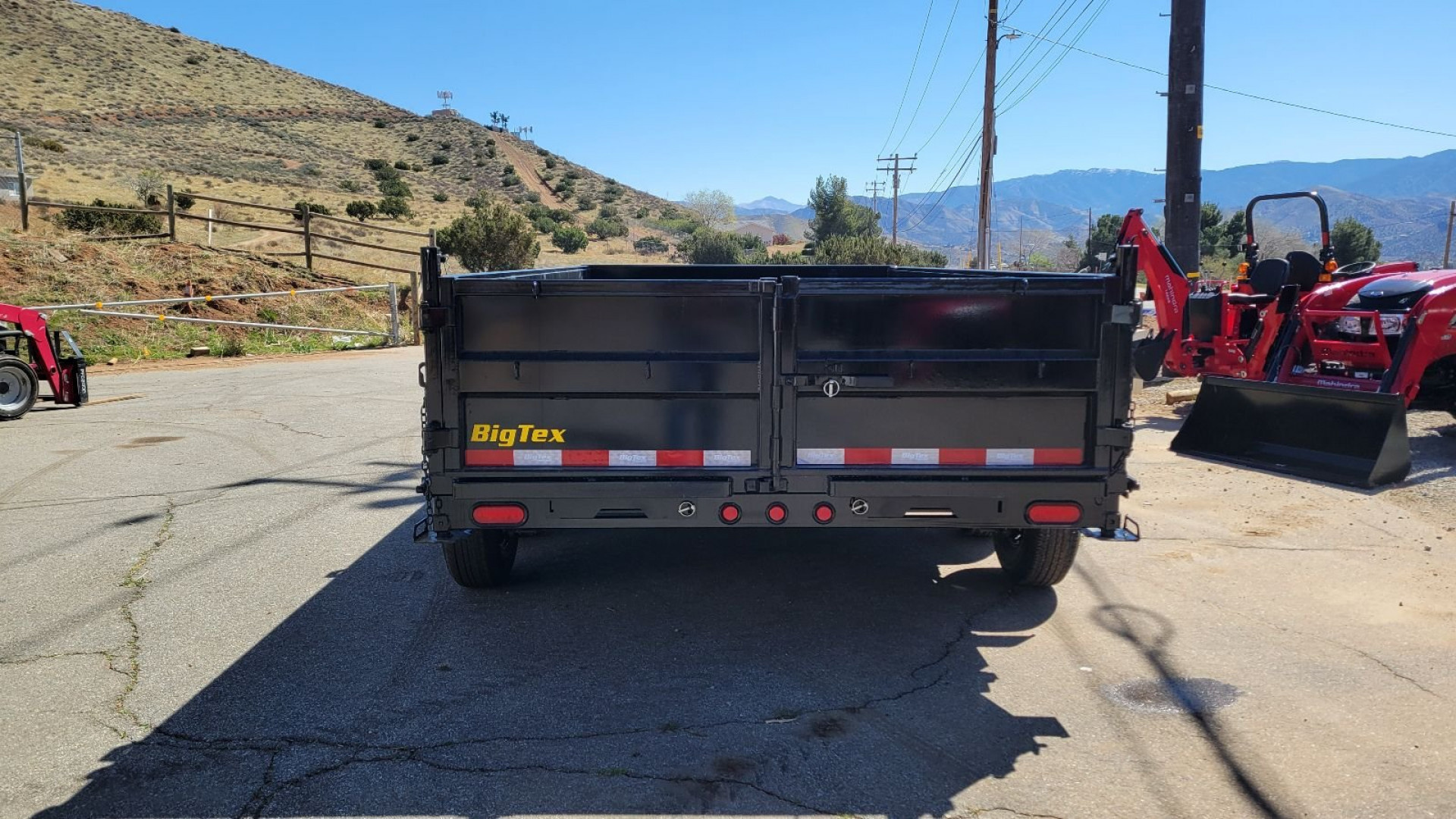 New 2025 Big Tex Trailers 14LX-14-2 Dump Trailer