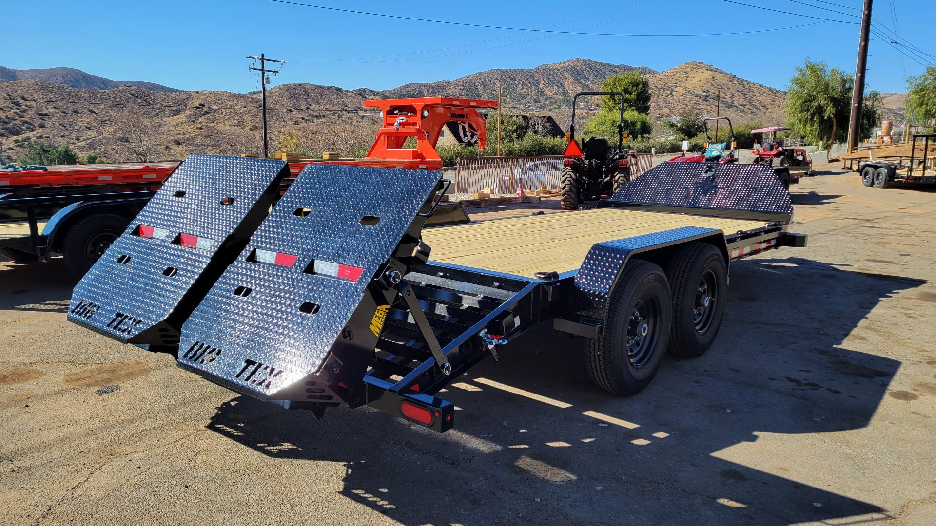 New 2025 Big Tex Trailers 14EH-20-MR Equipment Trailer