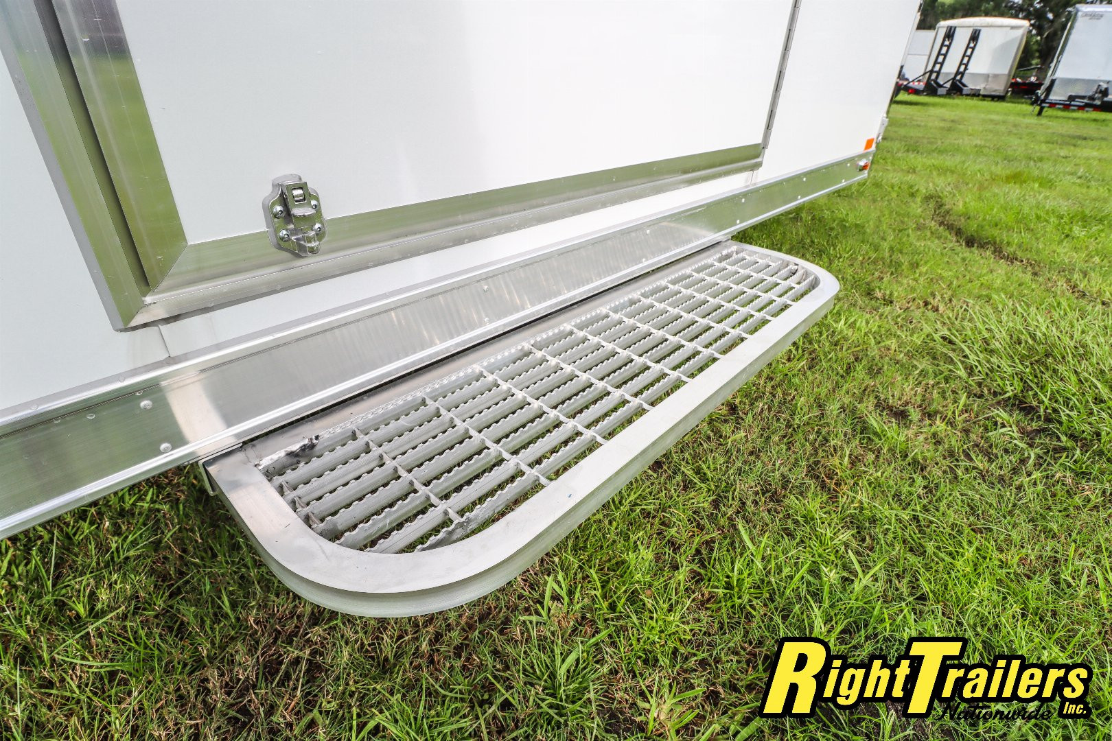New 8.5X28 INTECH LITE SERIES TAG TRAILER