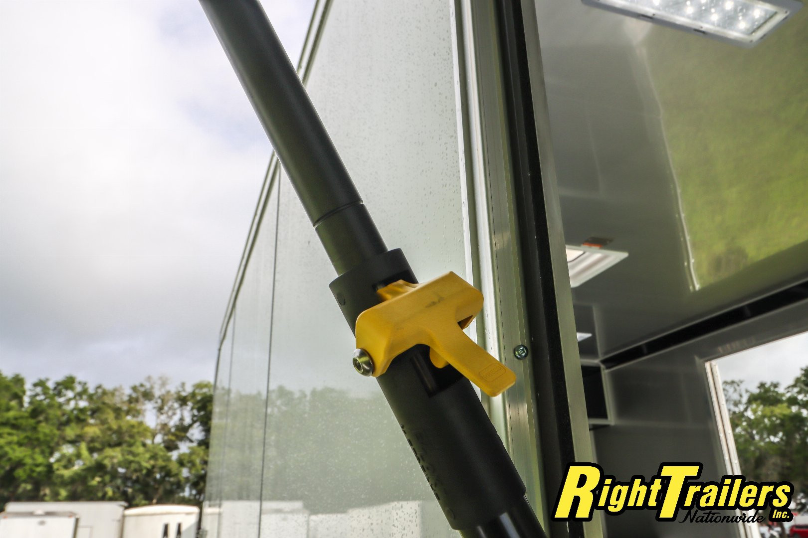 New 8.5X28 INTECH LITE SERIES TAG TRAILER