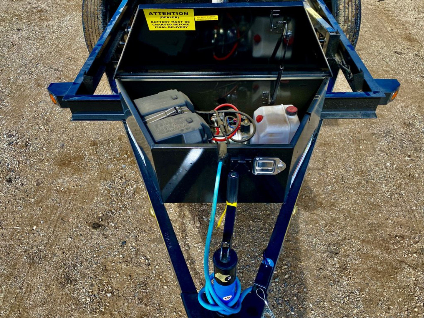 New 2025 70SR-10-5W Dump Trailer