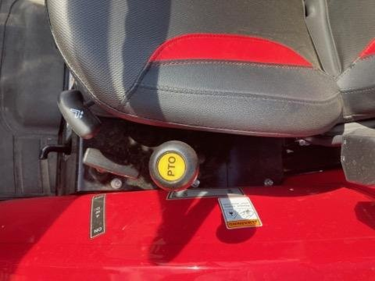 New 2023 MAHINDRA 2638 HST TLB BUNLE DEAL Tractor