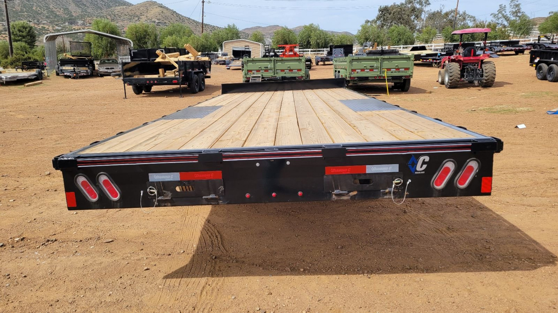 New 2025 Diamond C Trailers DEC 20X102 Equipment Trailer