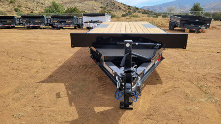 New 2025 Diamond C Trailers DEC 20X102 Equipment Trailer