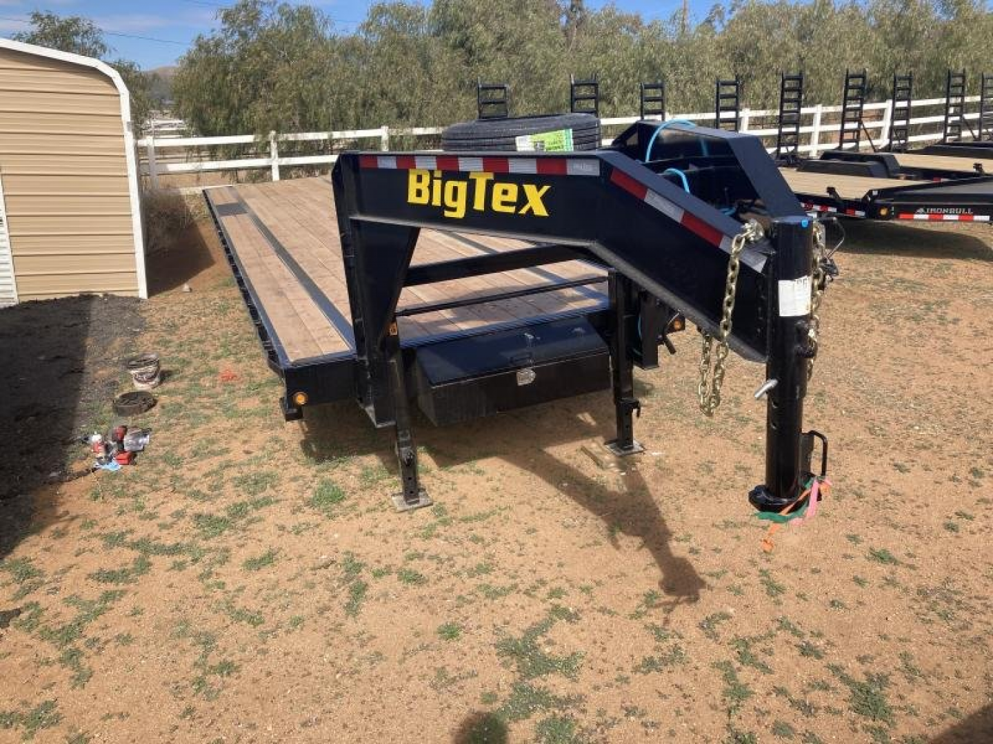 New 2024 BIG TEX TRAILERS 16GN-40 Flatbed Trailer