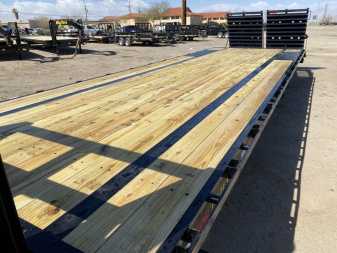 Used 2021 BIG TEX TRAILERS 16GN-35+5MR Flatbed Trailer