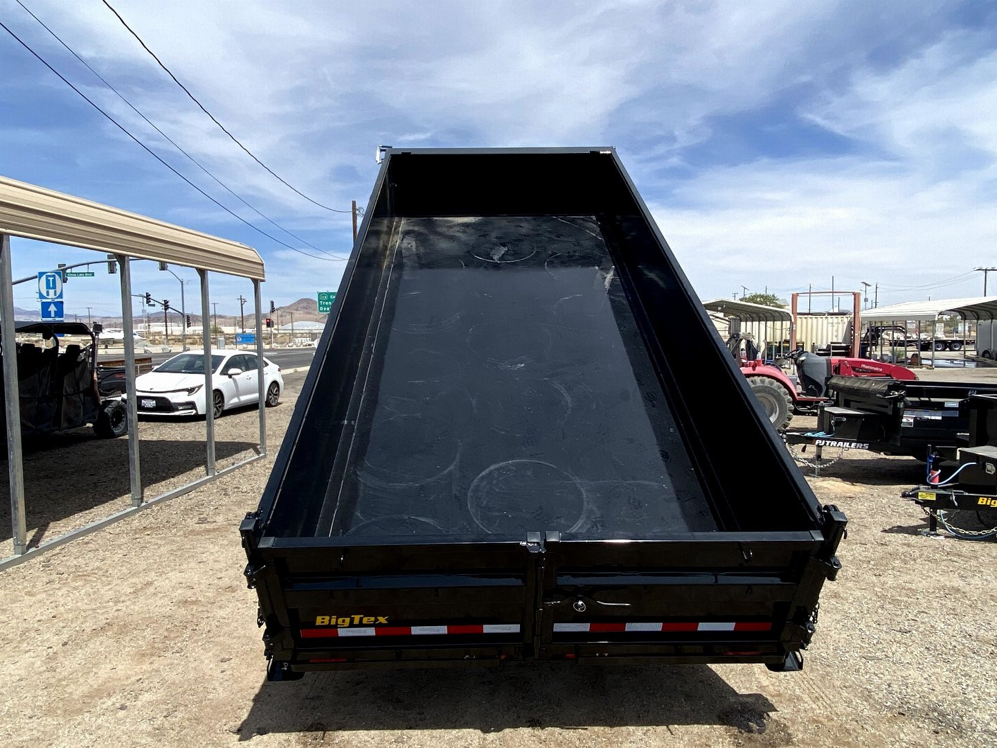 New 2025 14LP-16-2 Dump Trailer YEAR END SALE