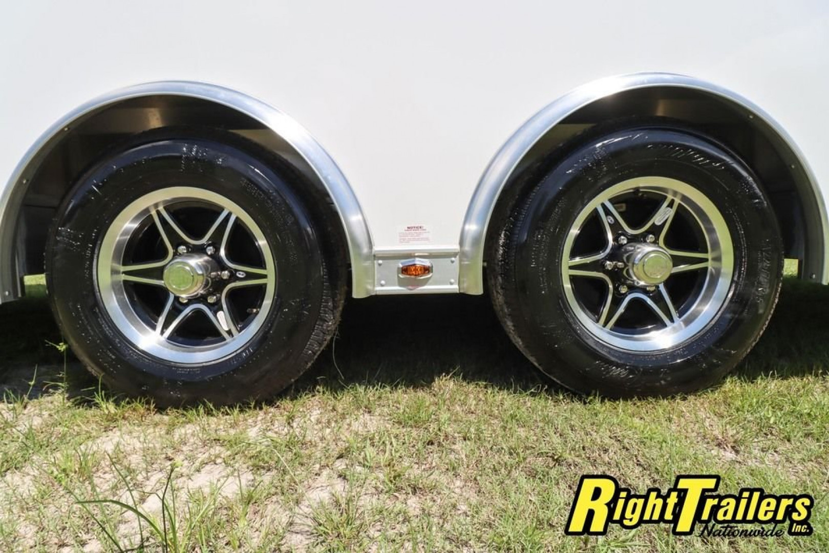 New 8.5x28 inTech LITE SERIES TAG TRAILER race trailer