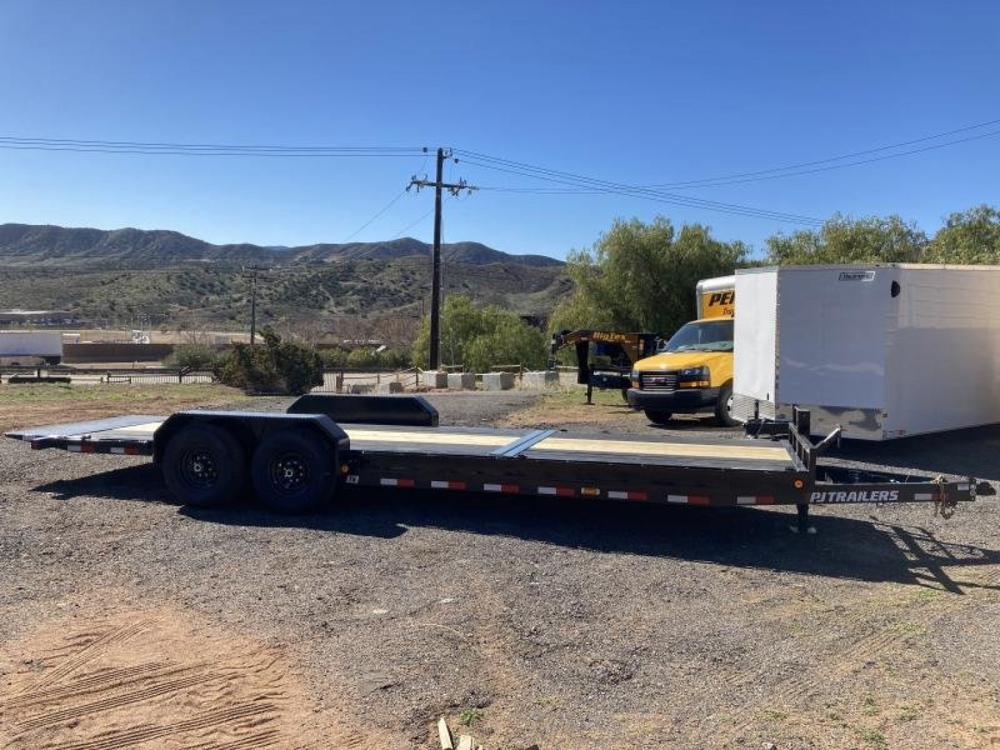 New 2023 PJ Trailers 83 x 24 T6 YEAR END SALE