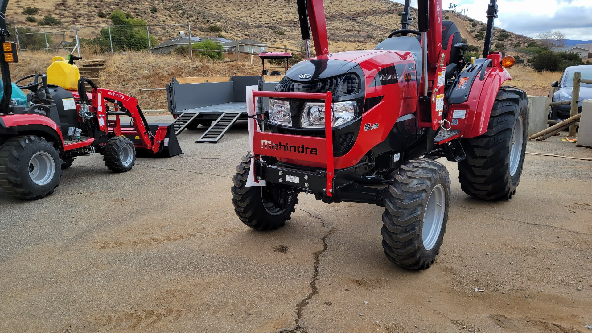 New 2025 Mahindra 1640 HST Tractor