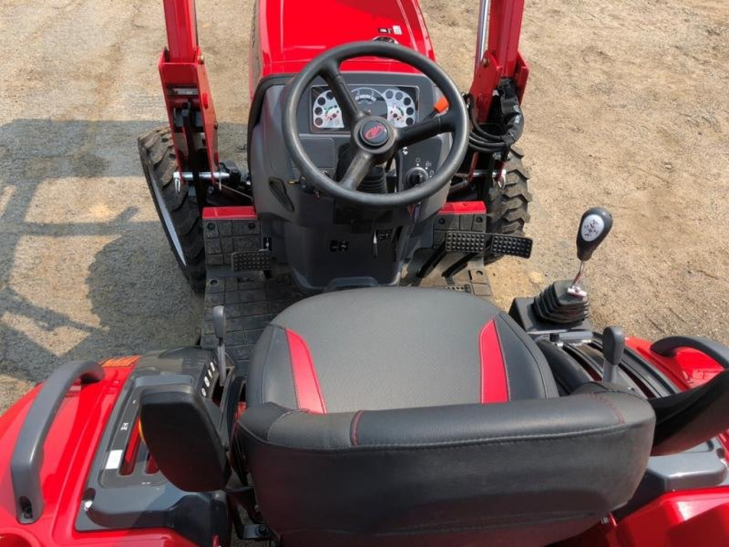 New 2024 Mahindra 1626 HST