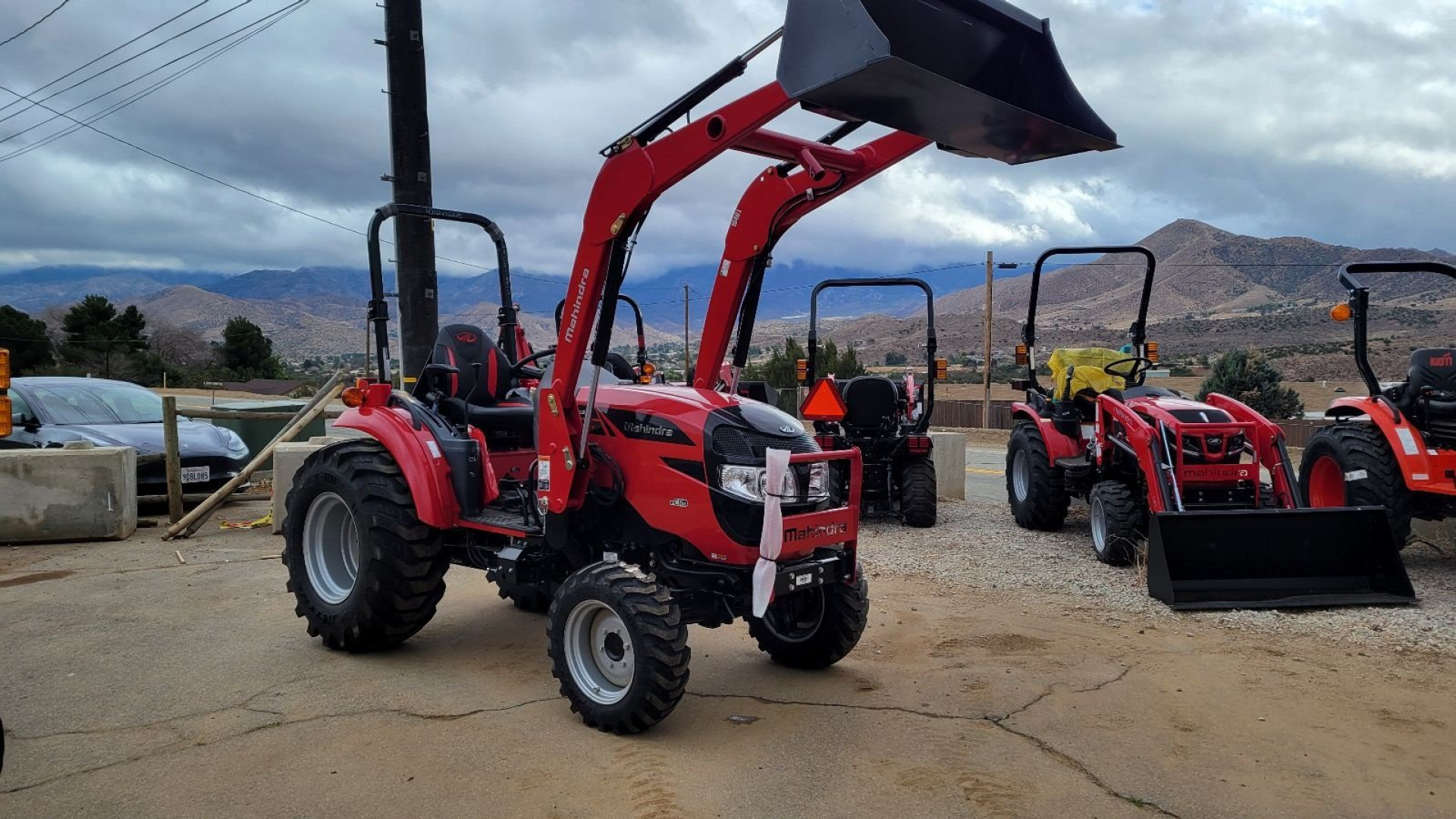 New 2023 Mahindra 1626 HST