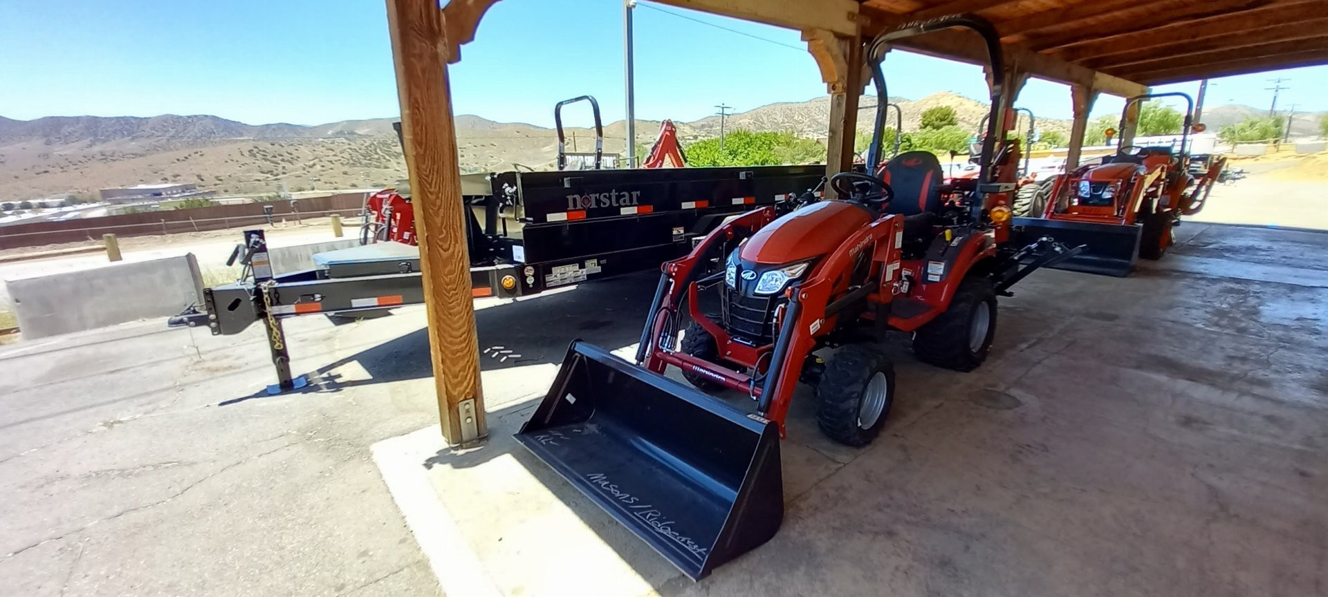 New 2023 Mahindra eMax 20S HST