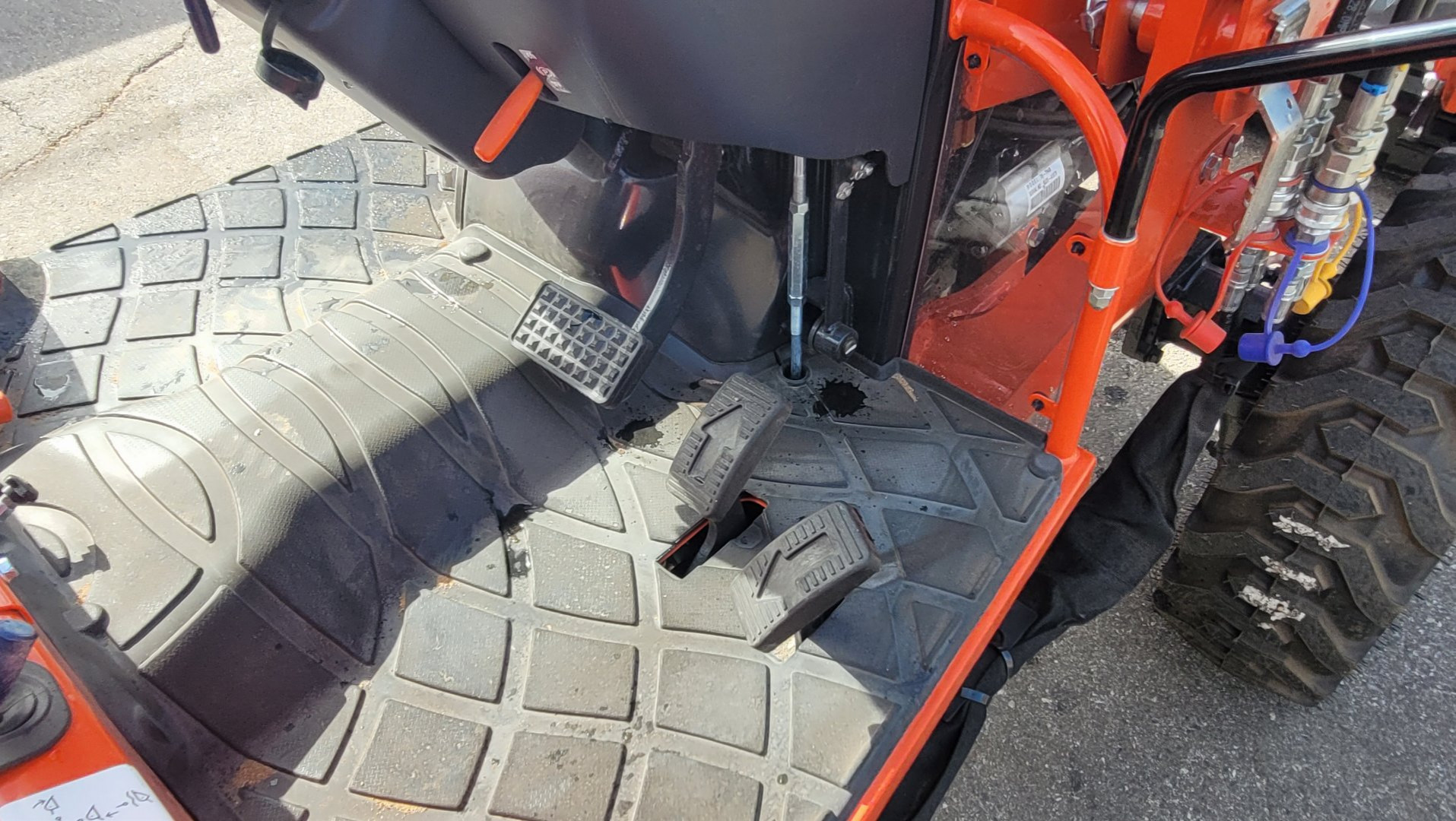 New 2023 Kioti CK 4020