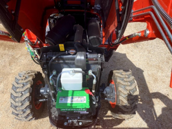 New 2024 KIOTI CX2510HB Tractor